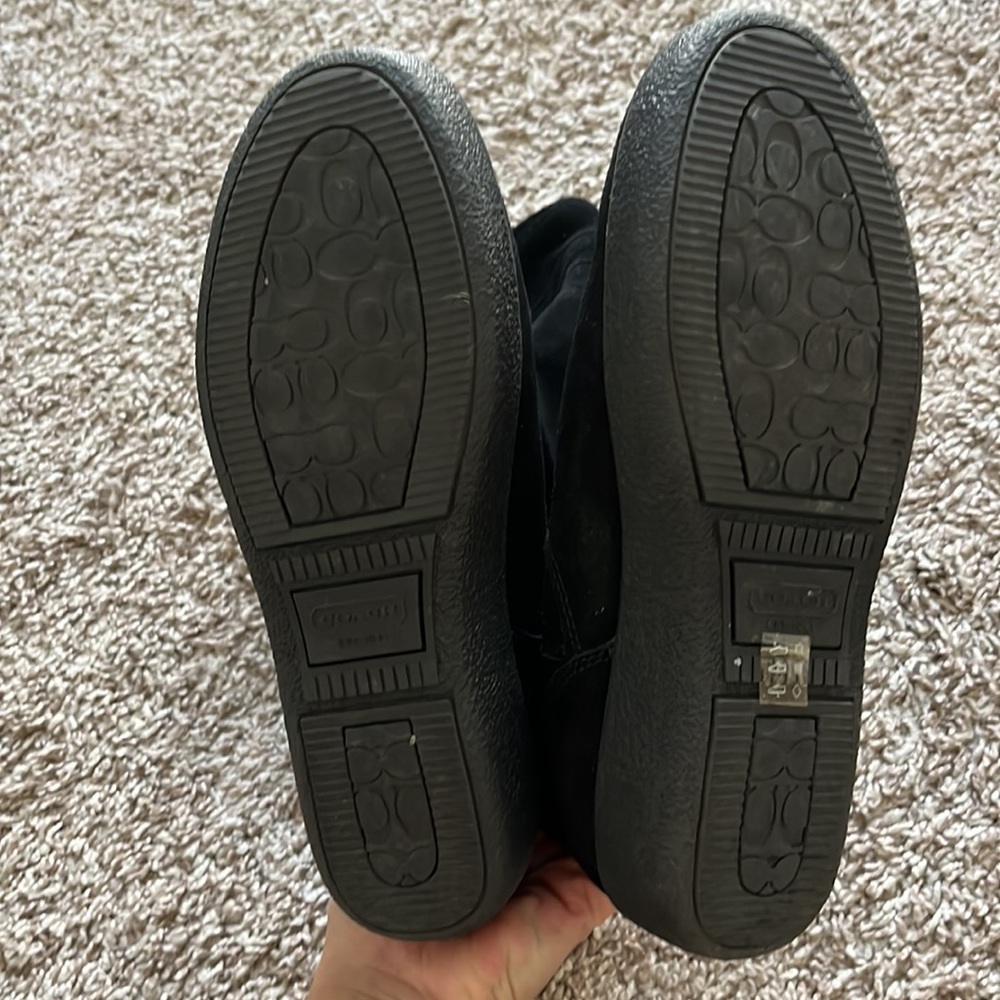 Never worn fleece lined Coach boots - Picture 2 of 5